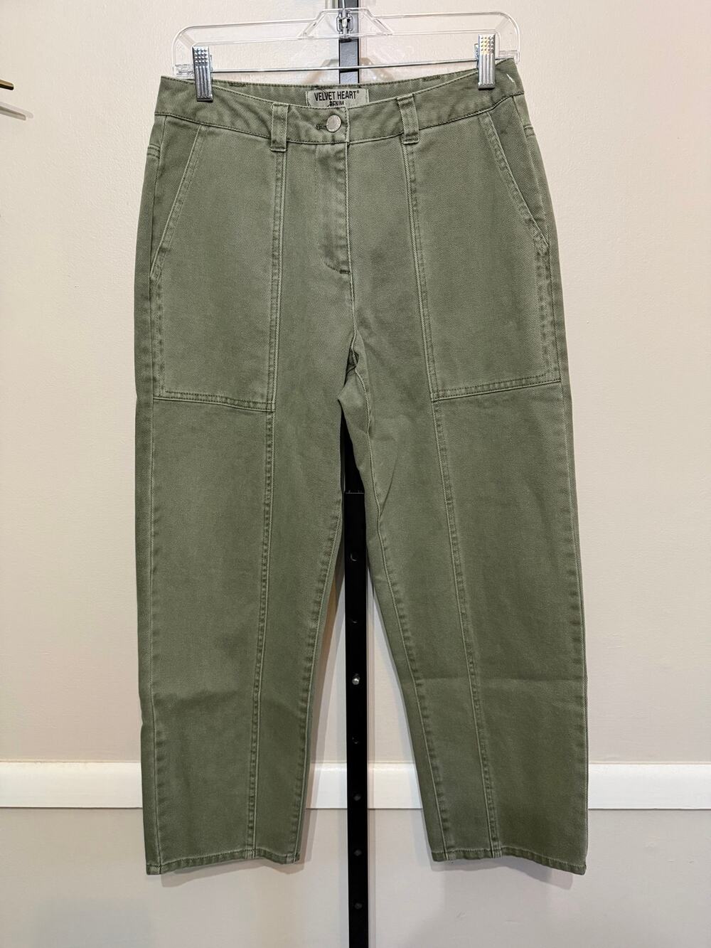 Velvet Heart Olive Utility Cropped Straight Leg Pants Size 27 NWOT